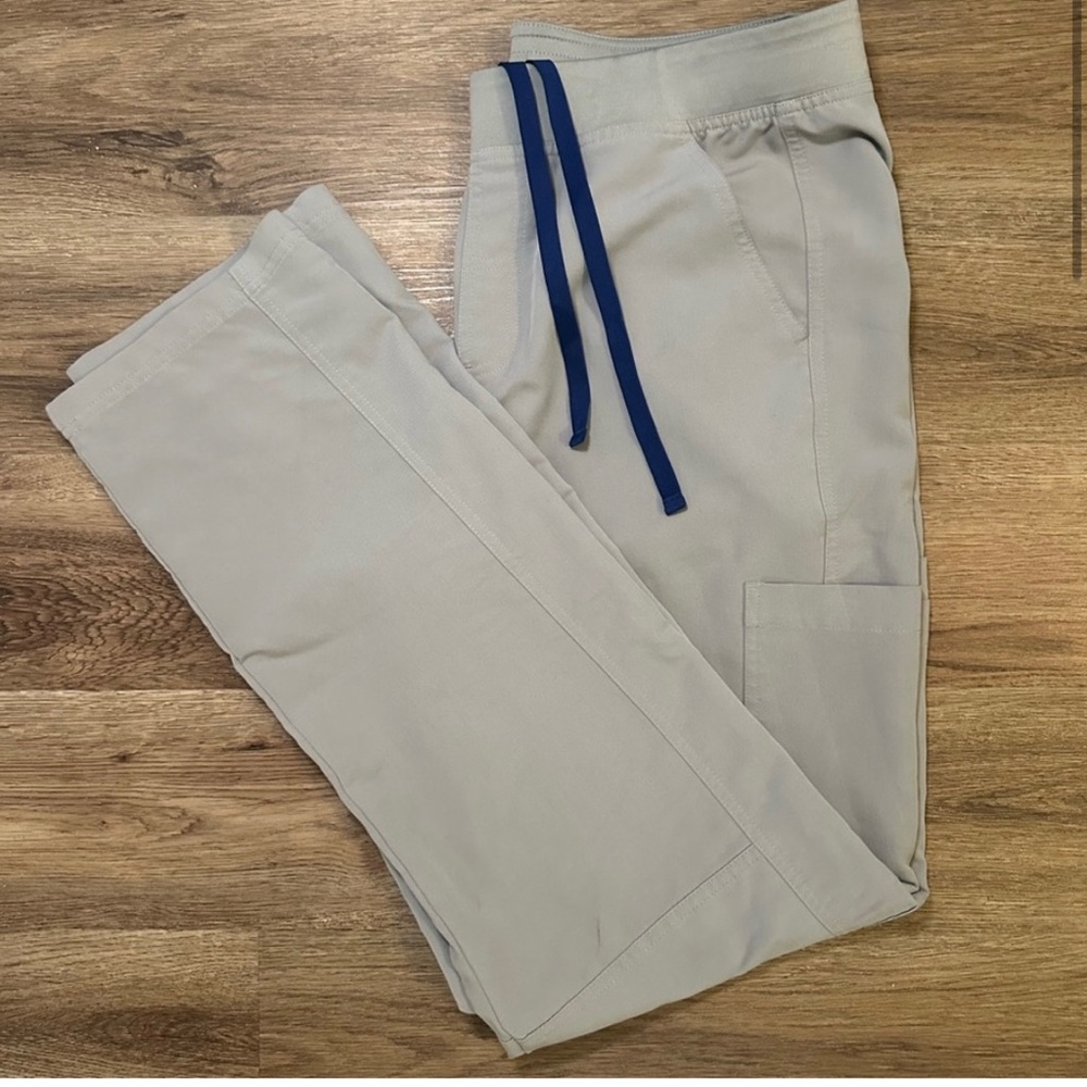 Figs Bone Cargo Scrub Pant SZ Men’s L